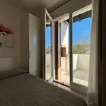 Bright With Swimming Pool And Solarium Apartamento Bibione