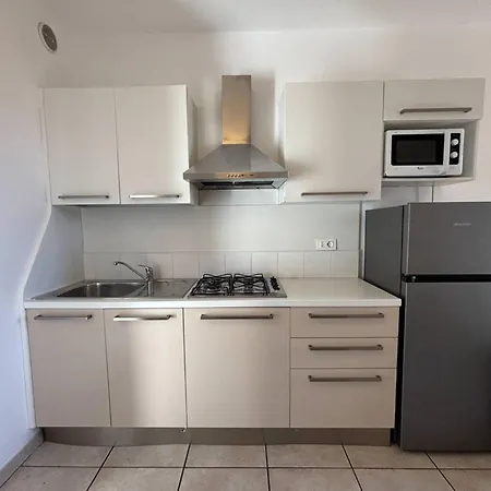 Bright With Swimming Pool And Solarium Appartement Bibione