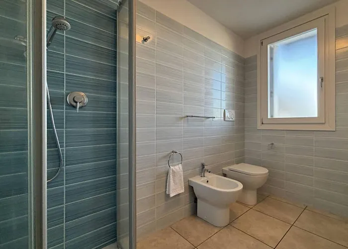 Bright With Swimming Pool And Solarium * Bibione